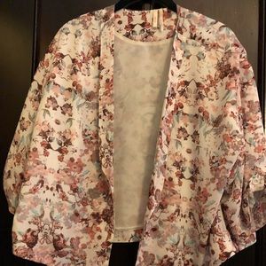Woman’s Light-weight Blazer
